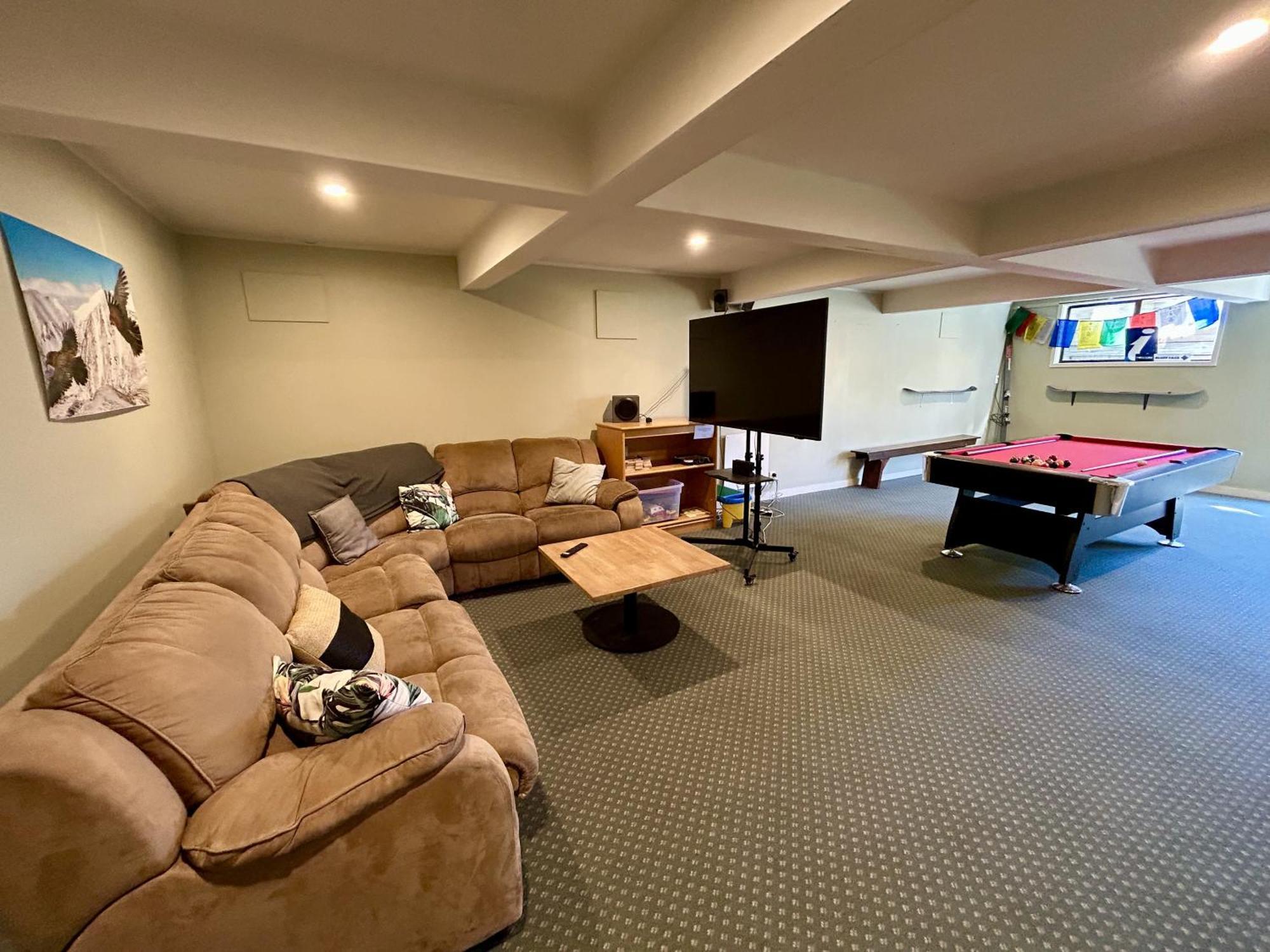 Porters Lodge Castle Hill Екстер'єр фото