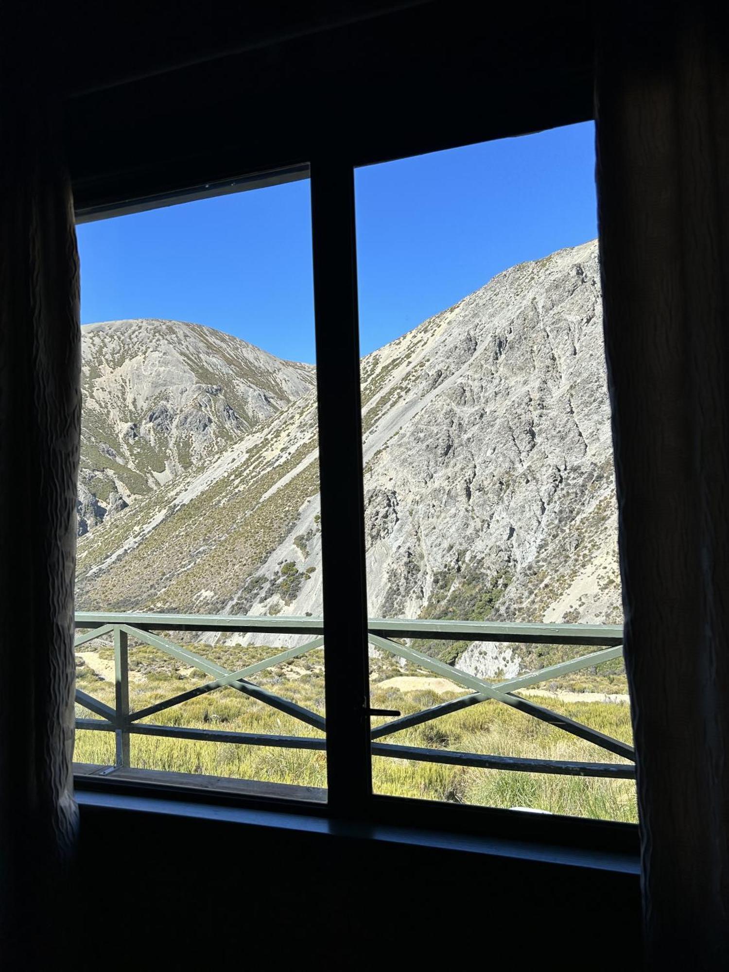 Porters Lodge Castle Hill Екстер'єр фото